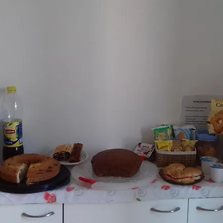 Il Corvino 住宿加早餐酒店 3*