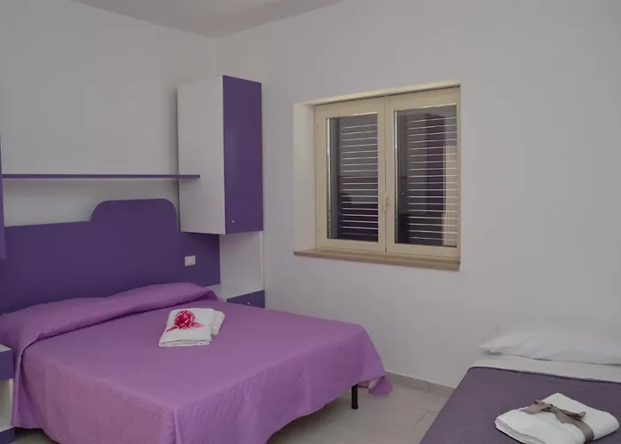 Alojamento de Acomodação e Pequeno-almoço Il Corvino 4*